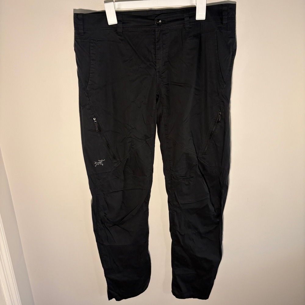 Arcteryx Mens Black Technical Hiking Cargo Pants Size 38 x 32